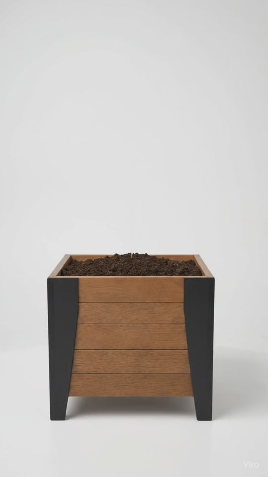 Home Planters - 18X18